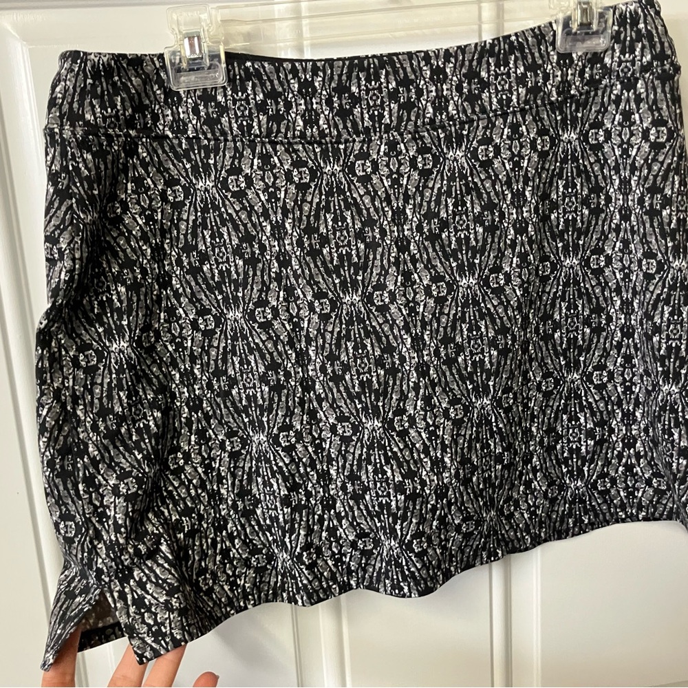 Tranquility by Colorado Clothing Black and White Mini Skirt